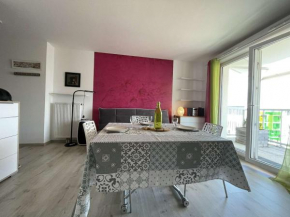Studio cosy avec terrasse, parking, proche port et centre – La Rochelle - FR-1-246-620